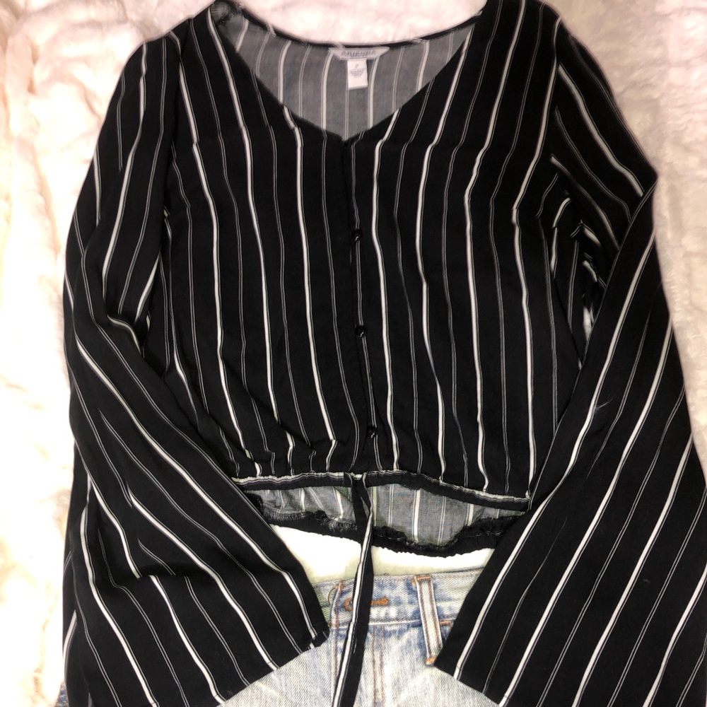 cropped long sleeve